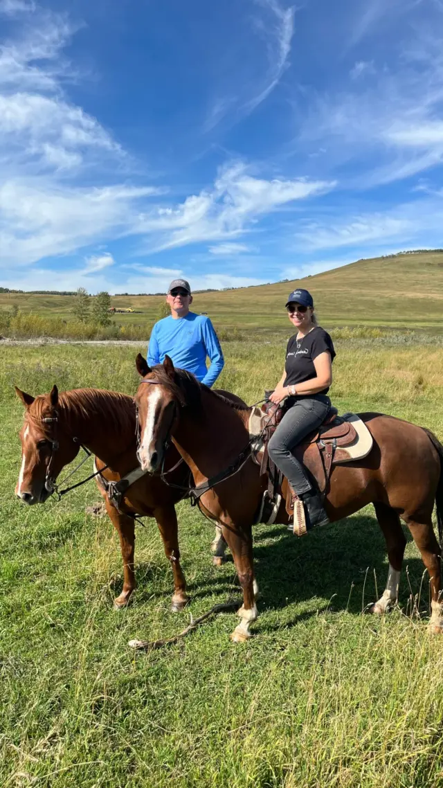 My kind of perfect 🐴🤠🇨🇦🫶☀️
@six9ranch 

What does your perfect Holiday look like? 

#equigetic #holiday #cattledrive #canada #horse